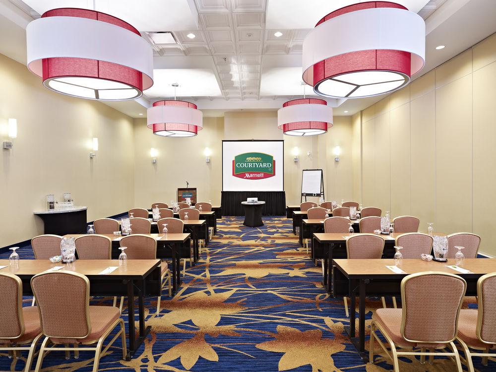 Courtyard By Marriott Edmonton West Hotel Ngoại thất bức ảnh