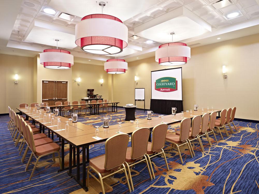 Courtyard By Marriott Edmonton West Hotel Ngoại thất bức ảnh