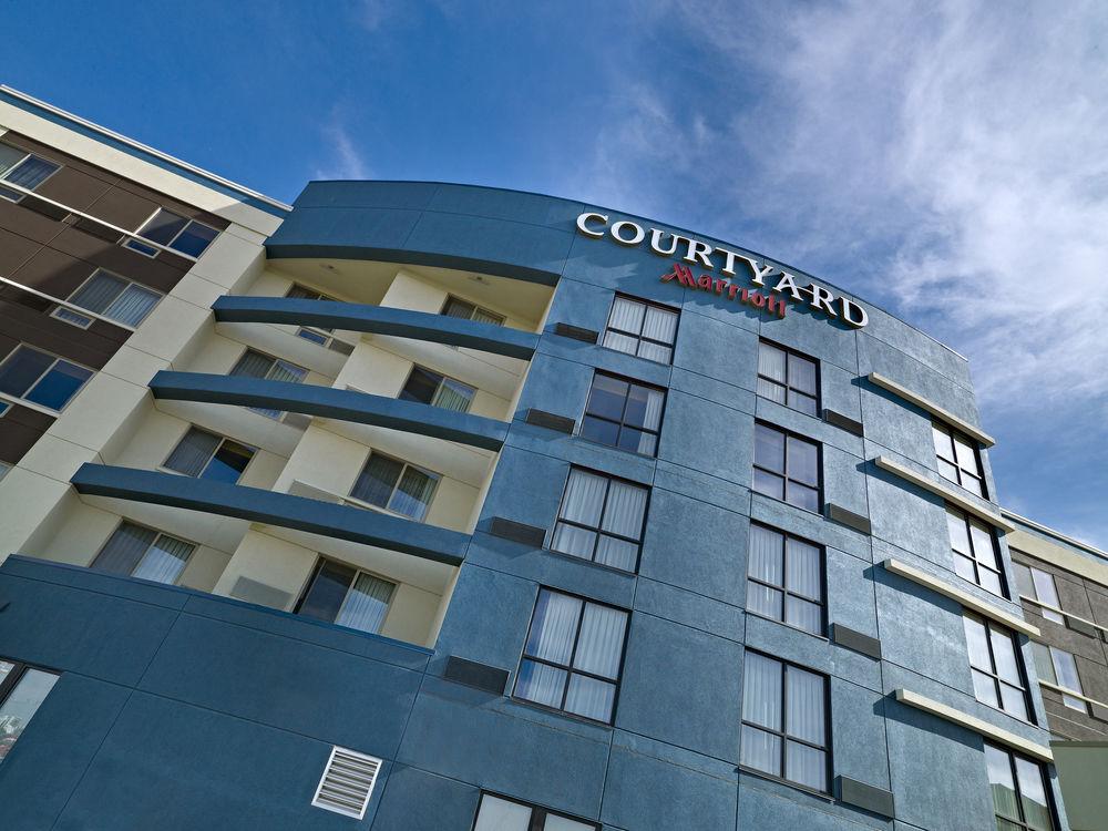 Courtyard By Marriott Edmonton West Hotel Ngoại thất bức ảnh