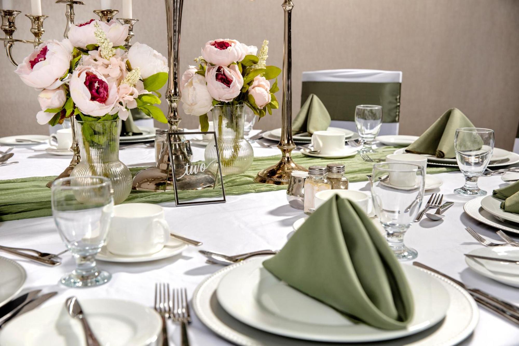 Courtyard By Marriott Edmonton West Hotel Ngoại thất bức ảnh