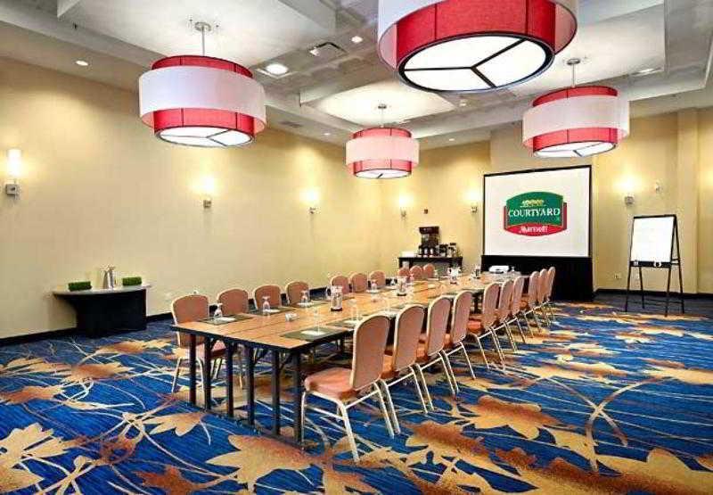 Courtyard By Marriott Edmonton West Hotel Ngoại thất bức ảnh