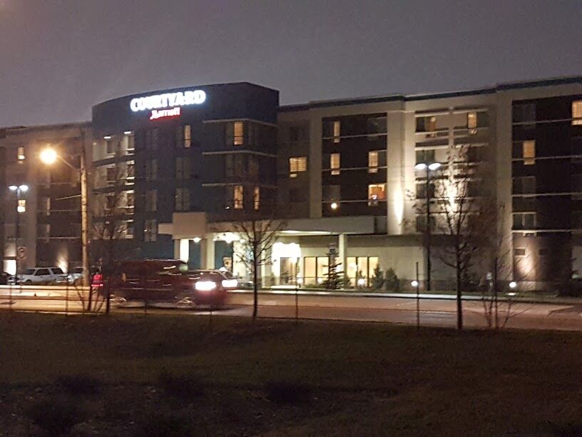 Courtyard By Marriott Edmonton West Hotel Ngoại thất bức ảnh