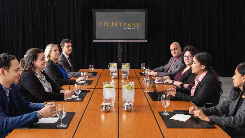 Courtyard By Marriott Edmonton West Hotel Ngoại thất bức ảnh